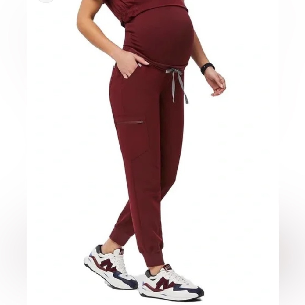 FIGS Maternity Zamora jobber scrub pants maroon PO1907 small